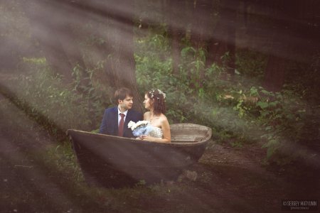 Как выбрать фотографа на свадьбу: проверенные годами советы, а также тренды свадебной фотографии 2024 года